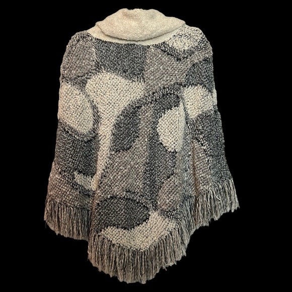 I.N.C.International Concepts Gray White Tan Knit Wool Alpaca Blend Fringe Poncho - Picture 15 of 16